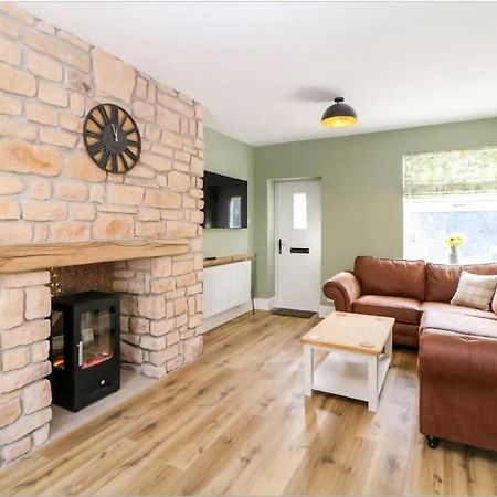 Babbling Brook Cottage Stony Middleton Exteriér fotografie